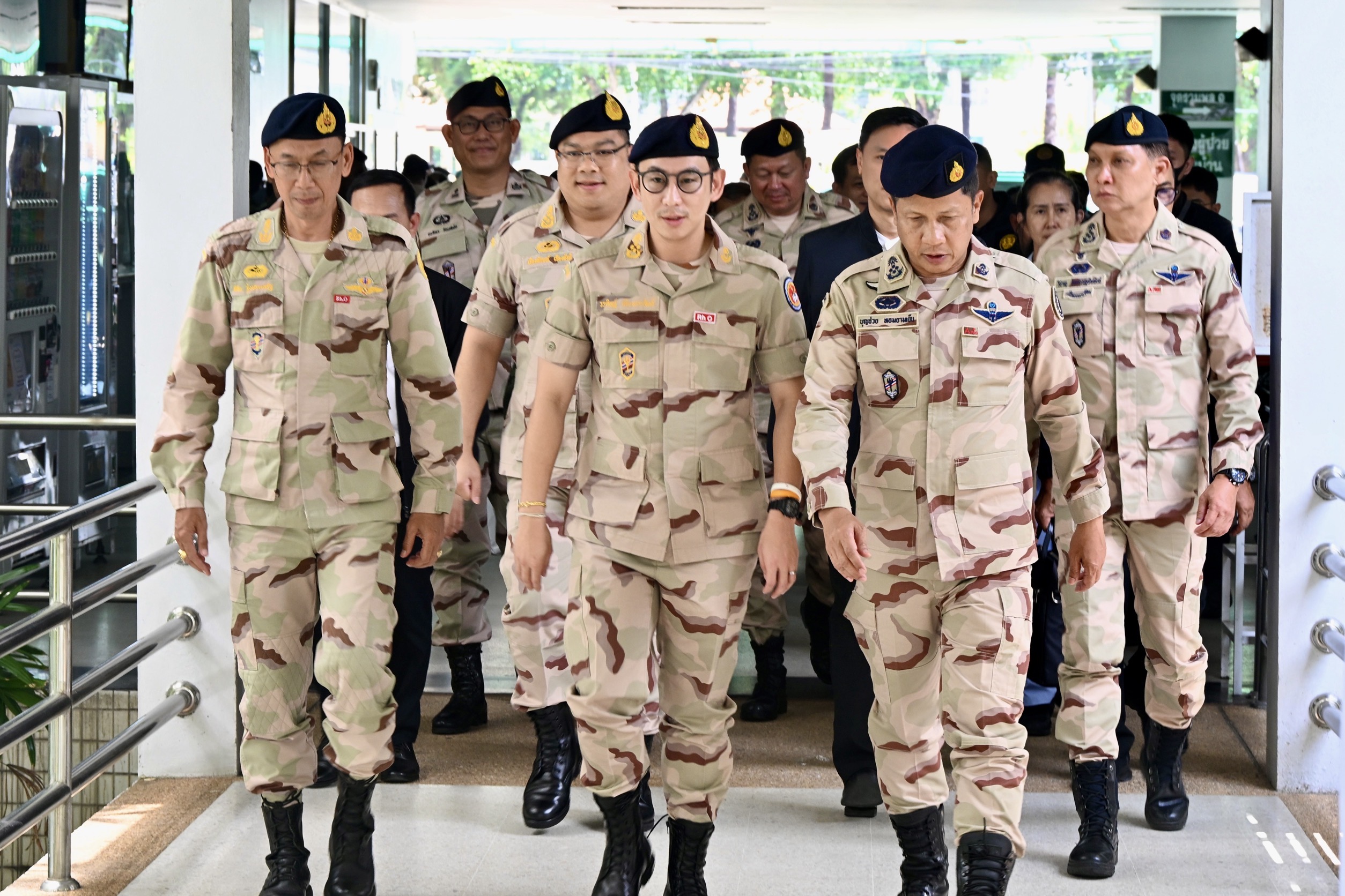 “มท.4” นำความห่วงใยนายกฯ อนุทิน เยี่ยมให้กำลังใจ อส.สุคิริน บาดเจ็บจากเหตุลอบวางระเบิด–ซุ่มยิง