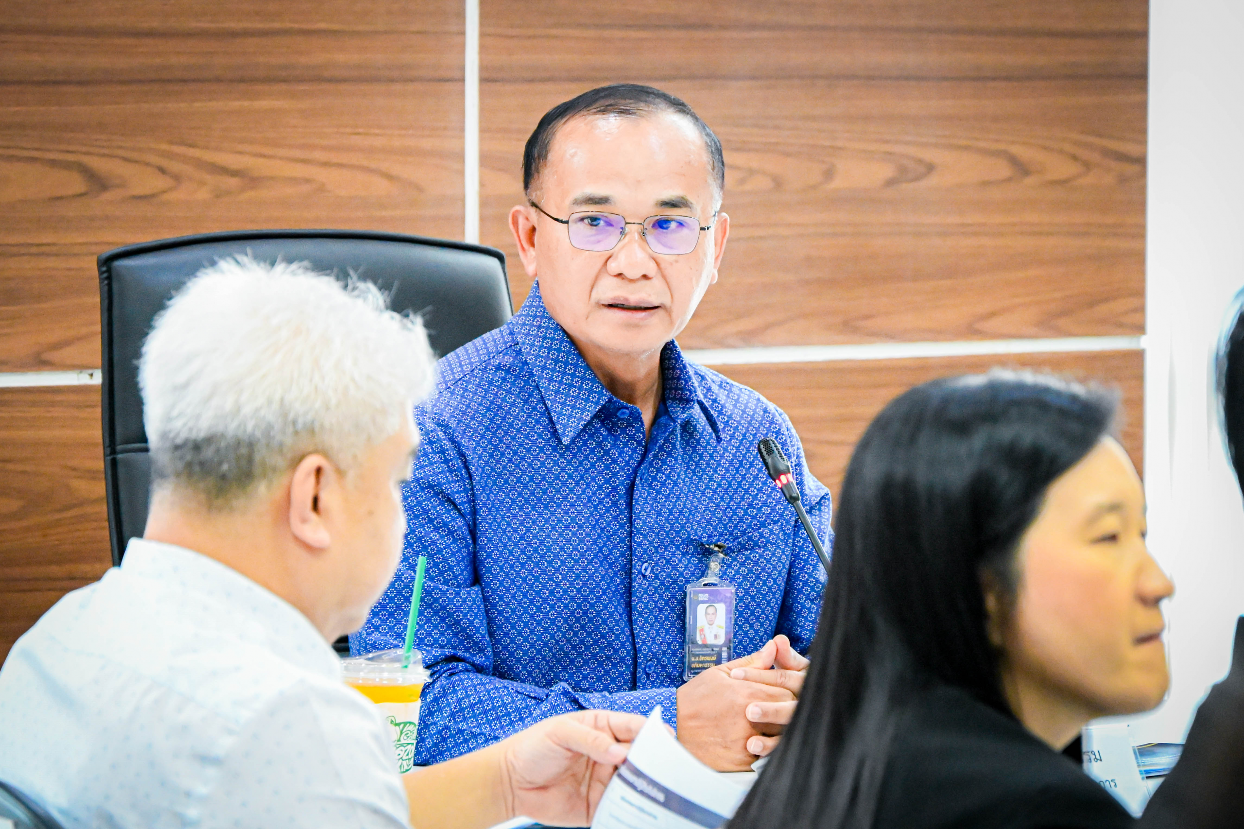ศอ.บต. หารือ ปรับแผนงาน หนุนการทำงาน สมช.-ผู้แทนพิเศษรัฐบาล ขับเคลื่อน 14 อำเภอนำร่อง พร้อมเตรียมตั้งคณะทำงานจัดทำแผนปฏิบัติการตาม พ.ร.บ. ปี 53