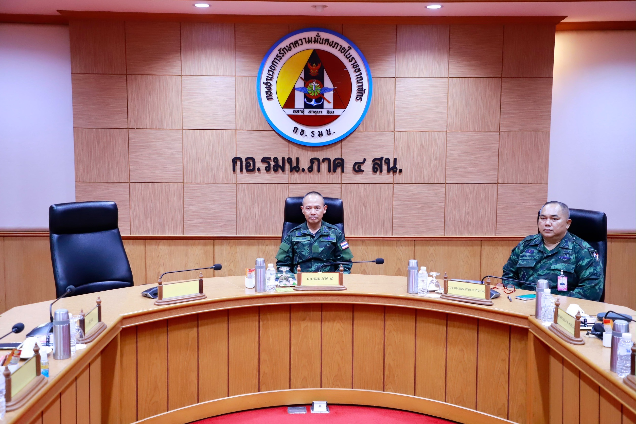 แม่ทัพภาคที่ 4 พบสื่อชายแดนใต้ ชูนโยบาย “เข้าใจ เข้าถึง พัฒนา” มุ่งสร้างกองทัพเพื่อประชาชน ย้ำโปร่งใส ปราบทุจริตไม่ละเว้น