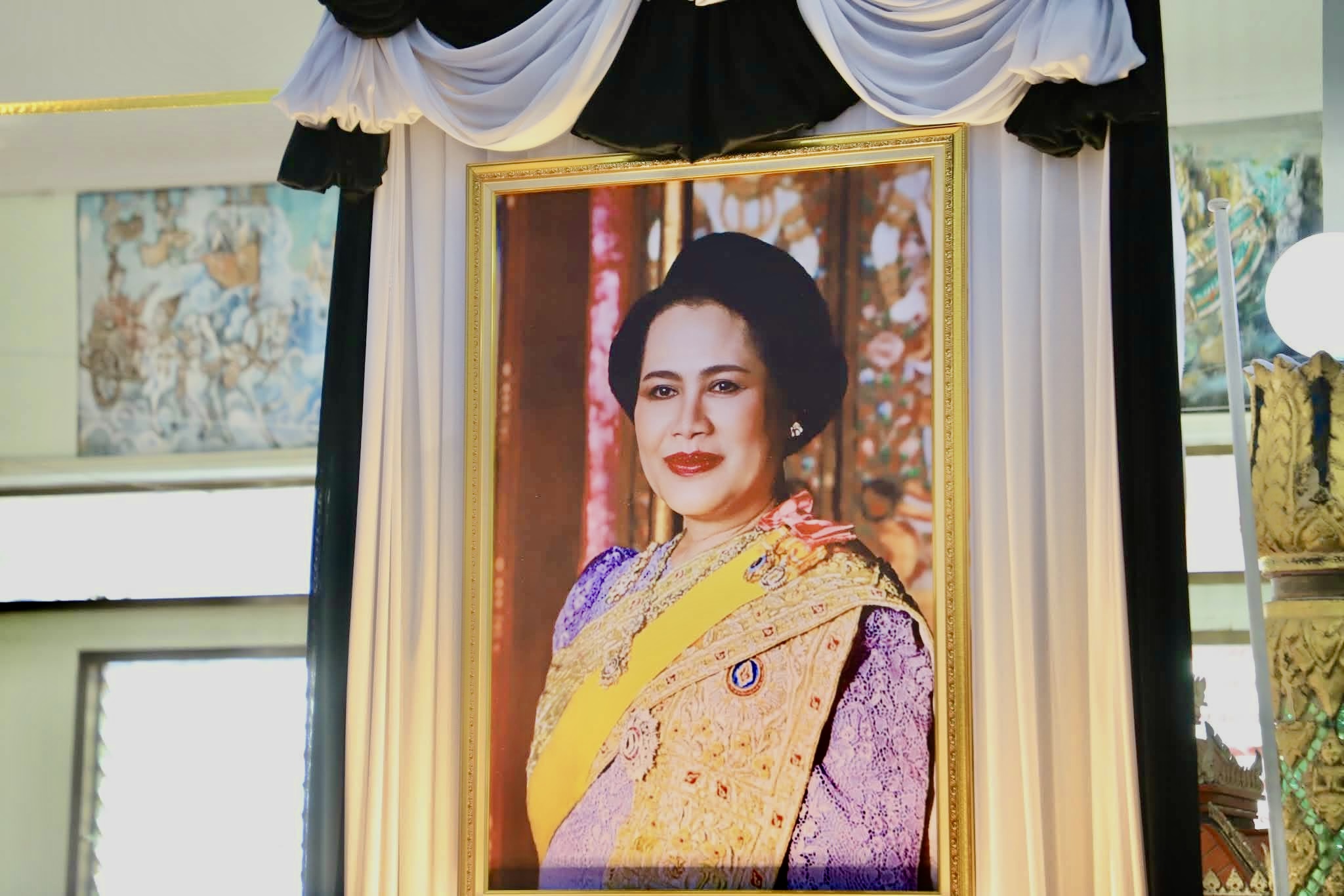 ผู้แทน ศอ.บต. ร่วมพิธีบำเพ็ญกุศลถวายเป็นพระราชกุศล แด่สมเด็จพระบรมราชชนนีพันปีหลวง ณ วัดพุทธภูมิ พระอารามหลวง